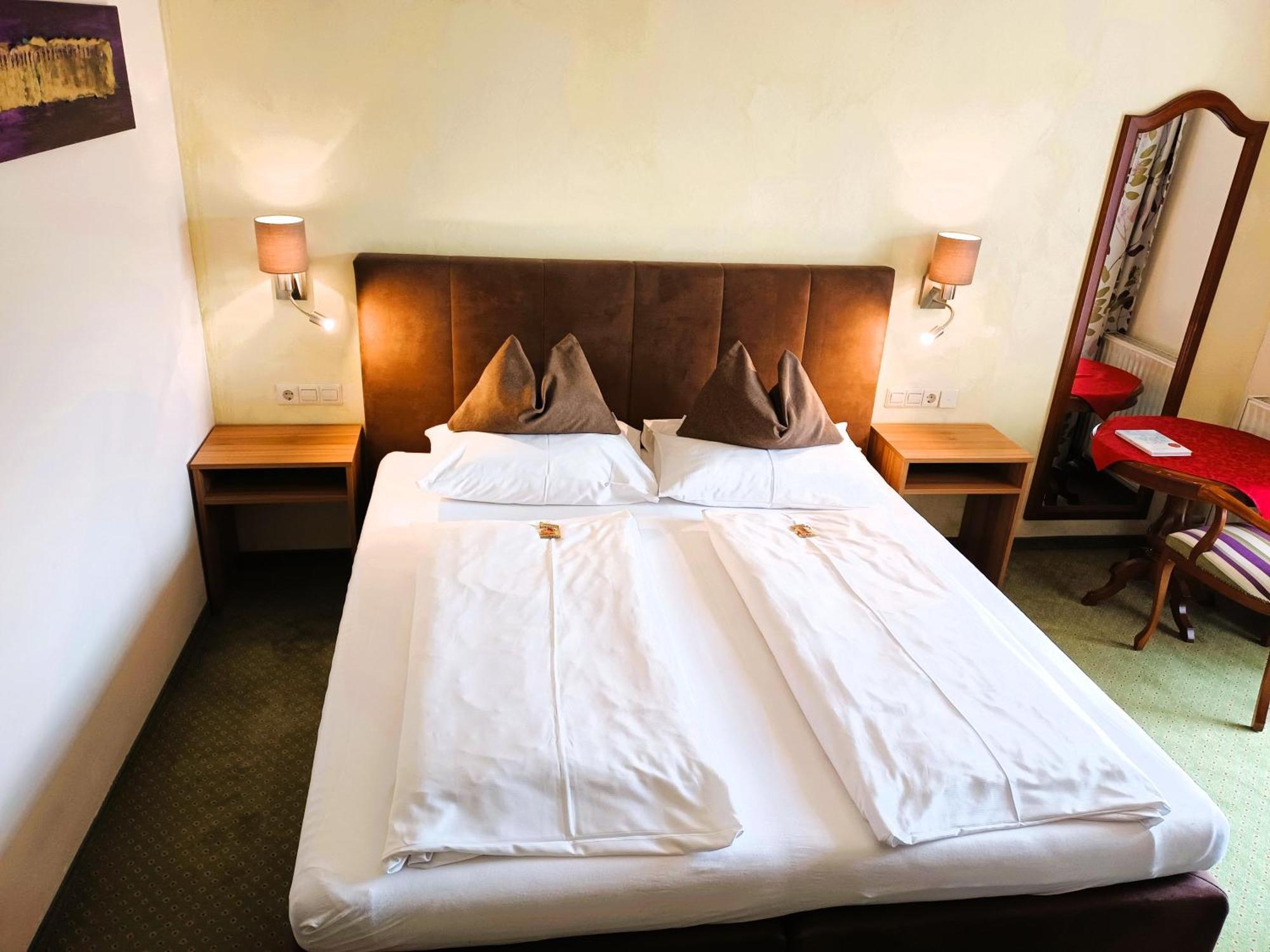 Ferienhotel Gewuerzmuehle ราดชตัดท์ ภายนอก รูปภาพ